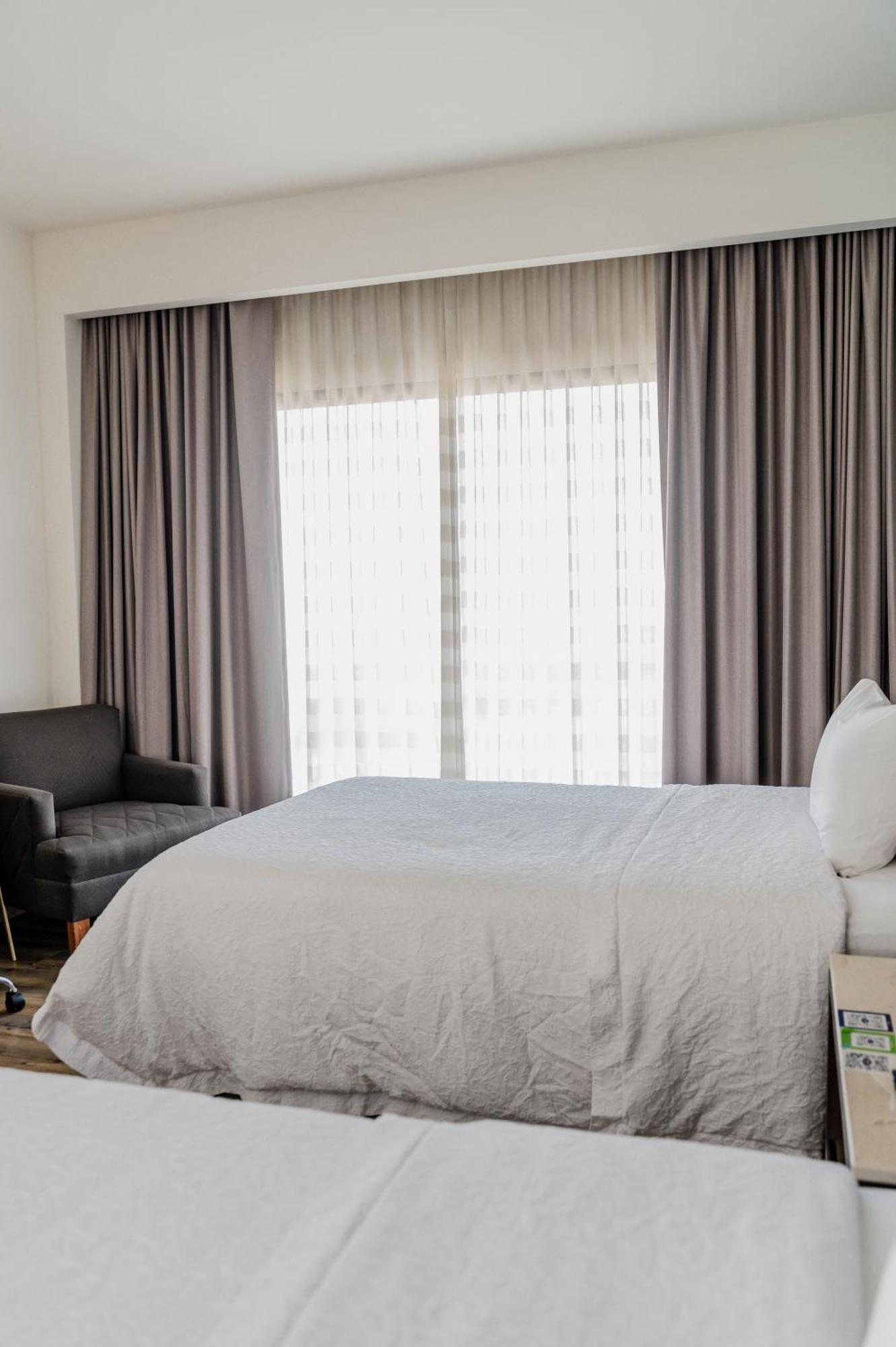 Hampton Inn By Hilton Celaya Celaya  Zimmer foto