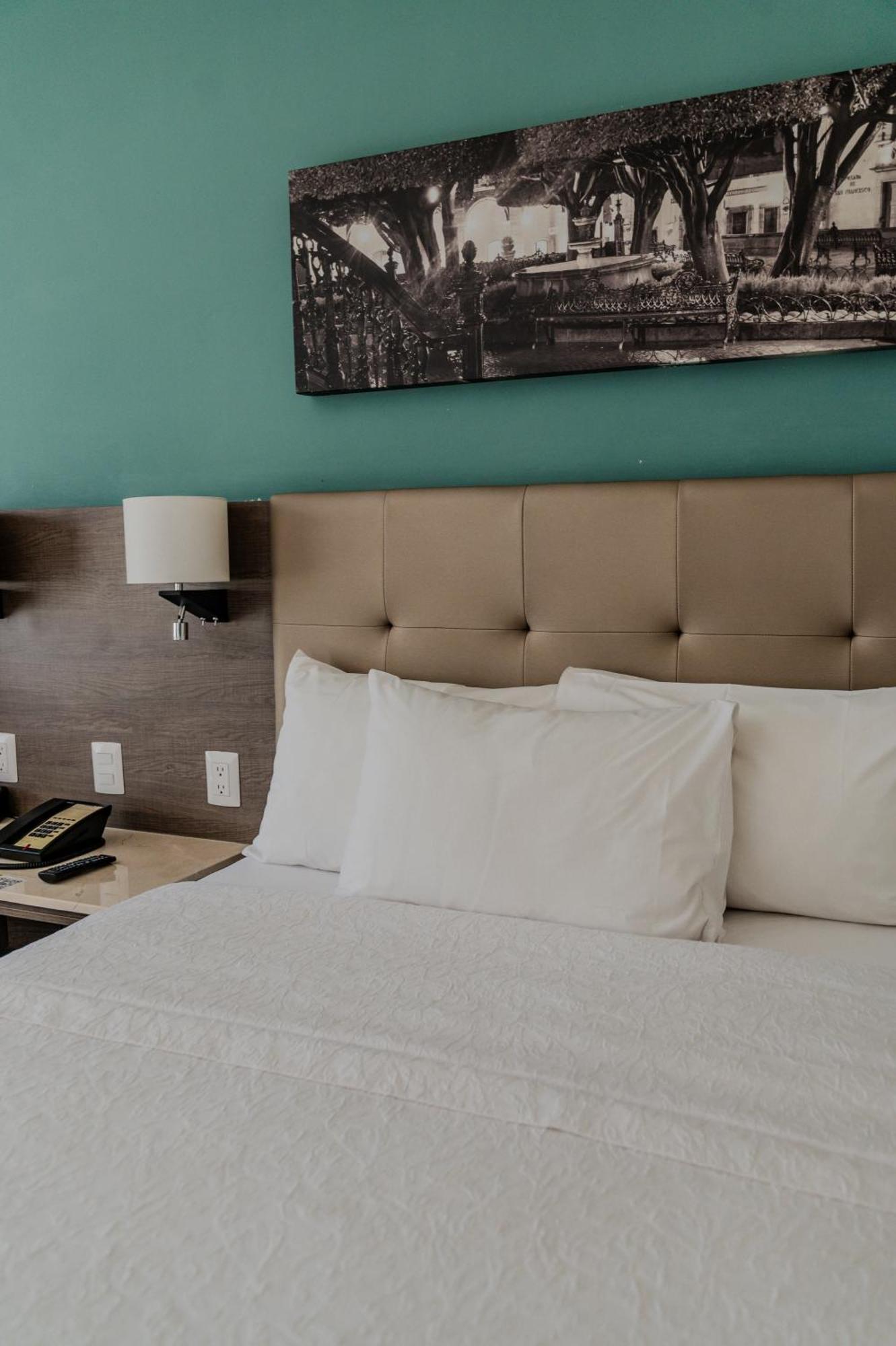 Hampton Inn By Hilton Celaya Celaya  Exterior foto
